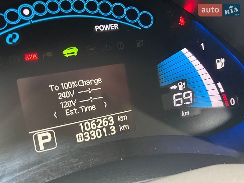 Хэтчбек Nissan Leaf 2012 в Львове