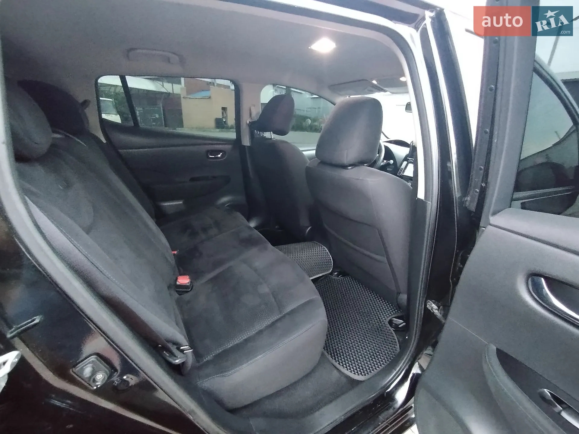 2014 Nissan Leaf - мініатюра 25