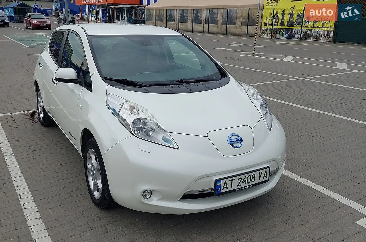 2016 Nissan Leaf - мініатюра 11
