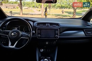 Хэтчбек Nissan Leaf 2020 в Звягеле