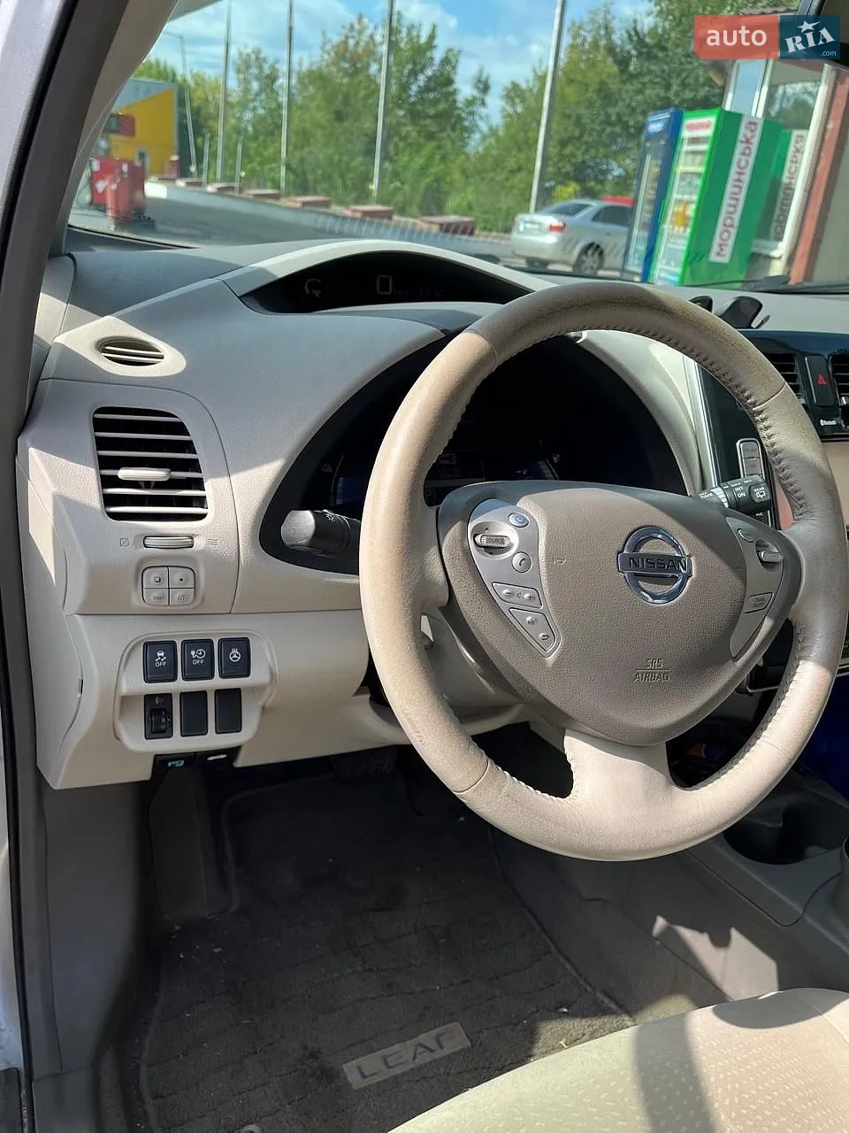 2012 Nissan Leaf - мініатюра 11