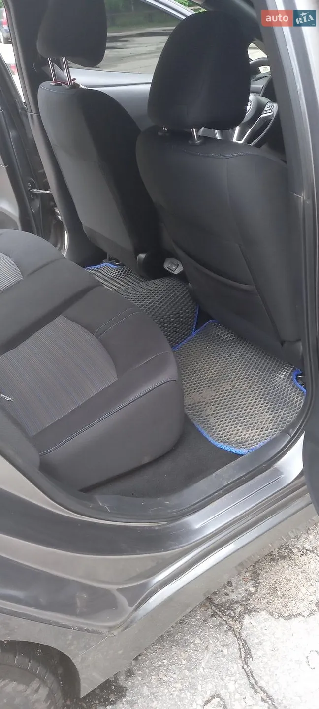 2021 Nissan Leaf - мініатюра 12
