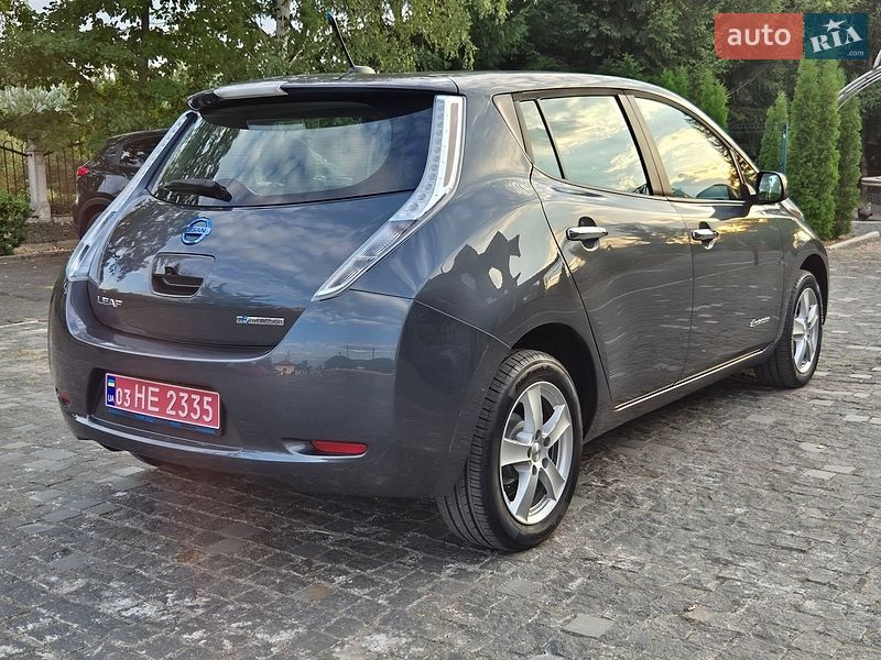 Хэтчбек Nissan Leaf 2014 в Золочеве