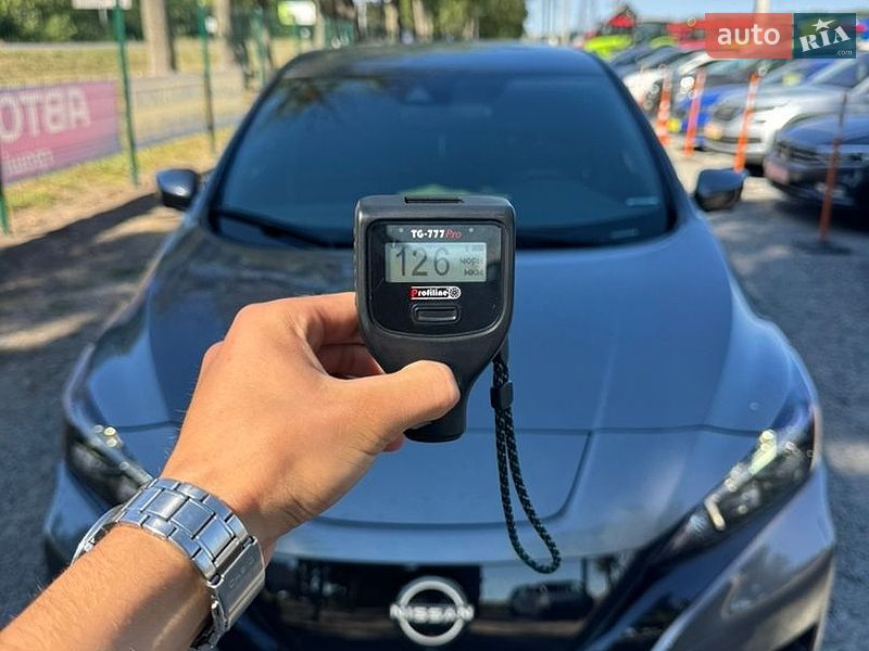 Хетчбек Nissan Leaf 2024 в Умані