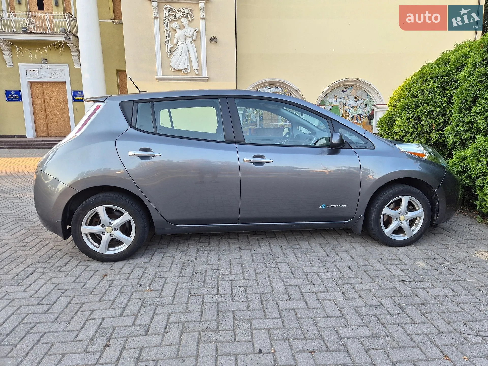 2014 Nissan Leaf - мініатюра 2