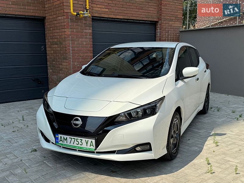 Хэтчбек Nissan Leaf 2022 в Житомире