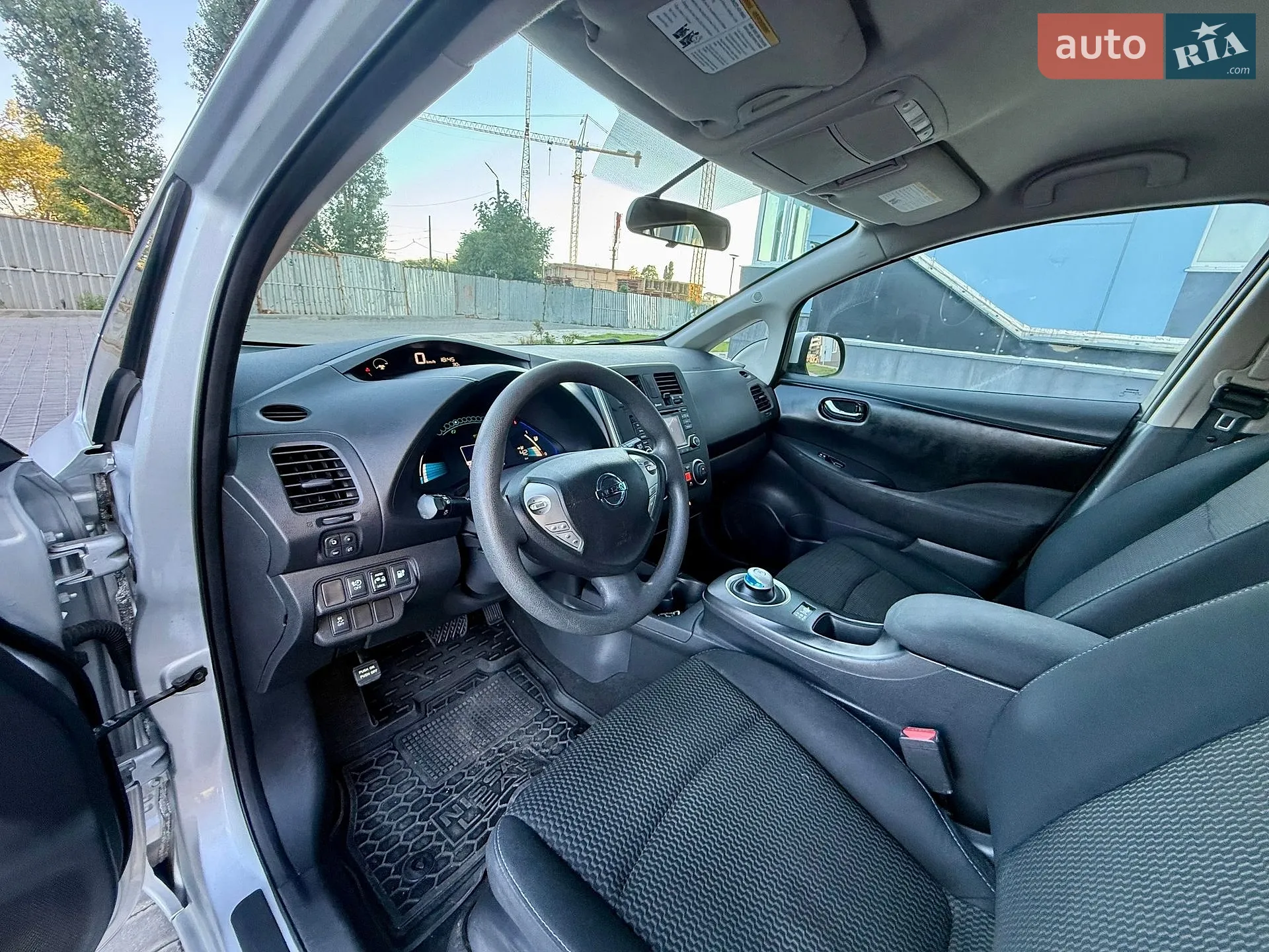 2016 Nissan Leaf - мініатюра 28