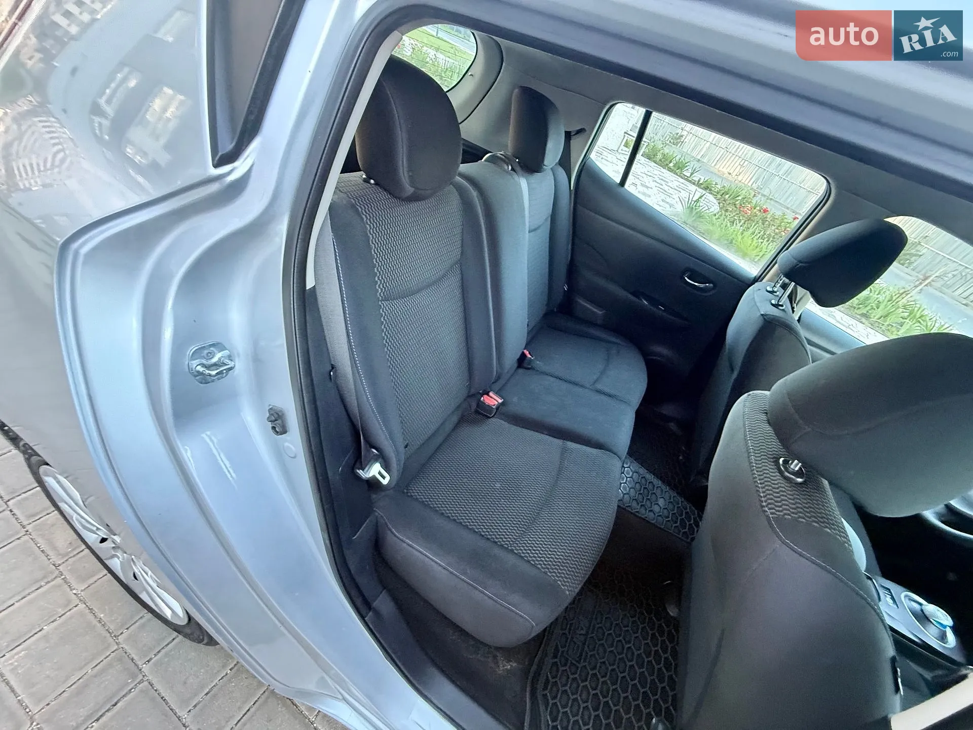 2016 Nissan Leaf - мініатюра 45