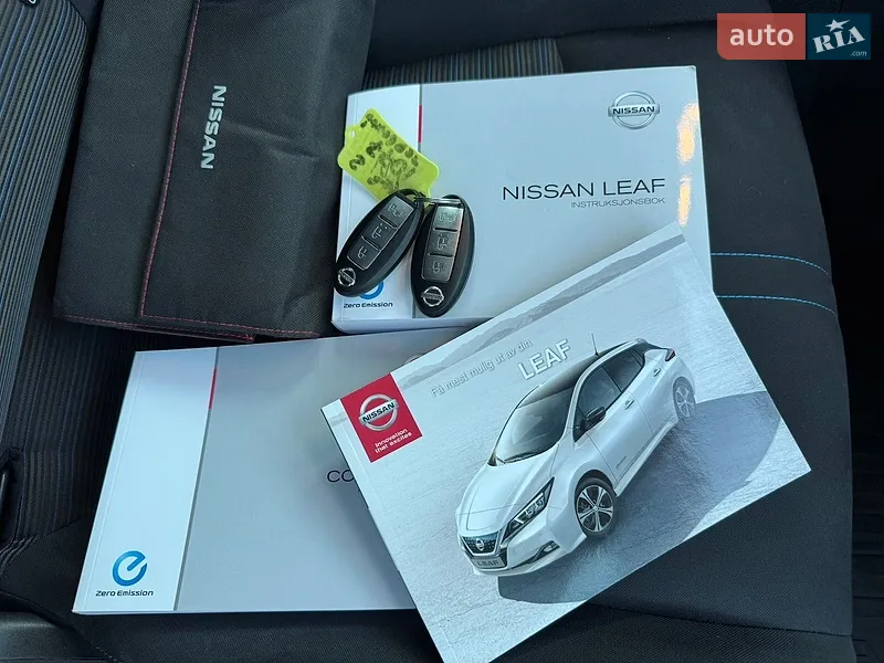 Хэтчбек Nissan Leaf 2018 в Черновцах документ 2 фото Хэтчбек Nissan Leaf 2018 в Черновцах документ
