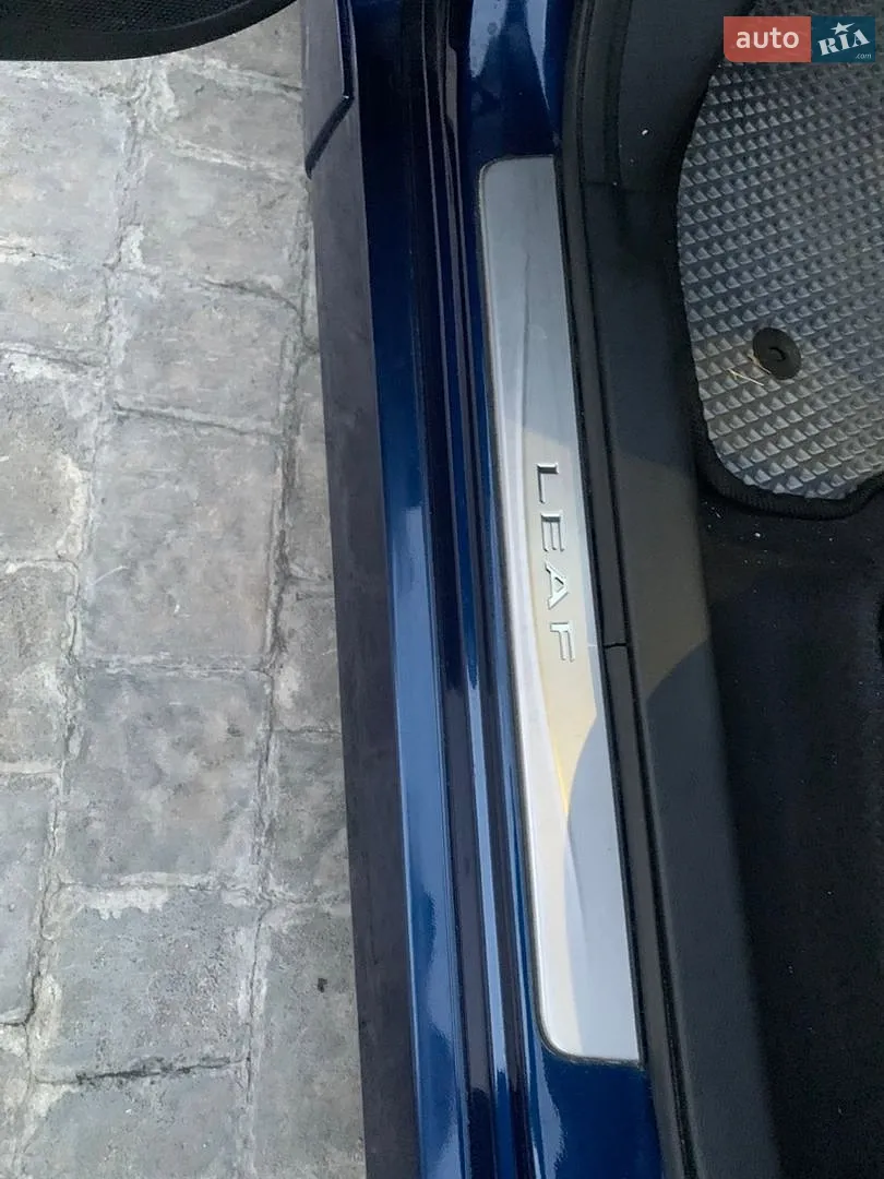 2022 Nissan Leaf - мініатюра 16