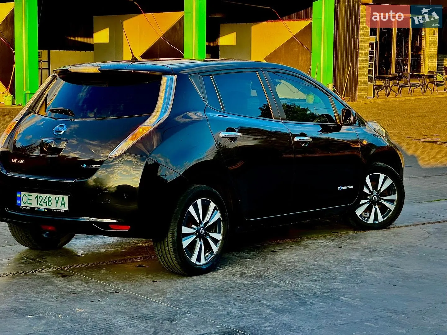 2016 Nissan Leaf - мініатюра 2