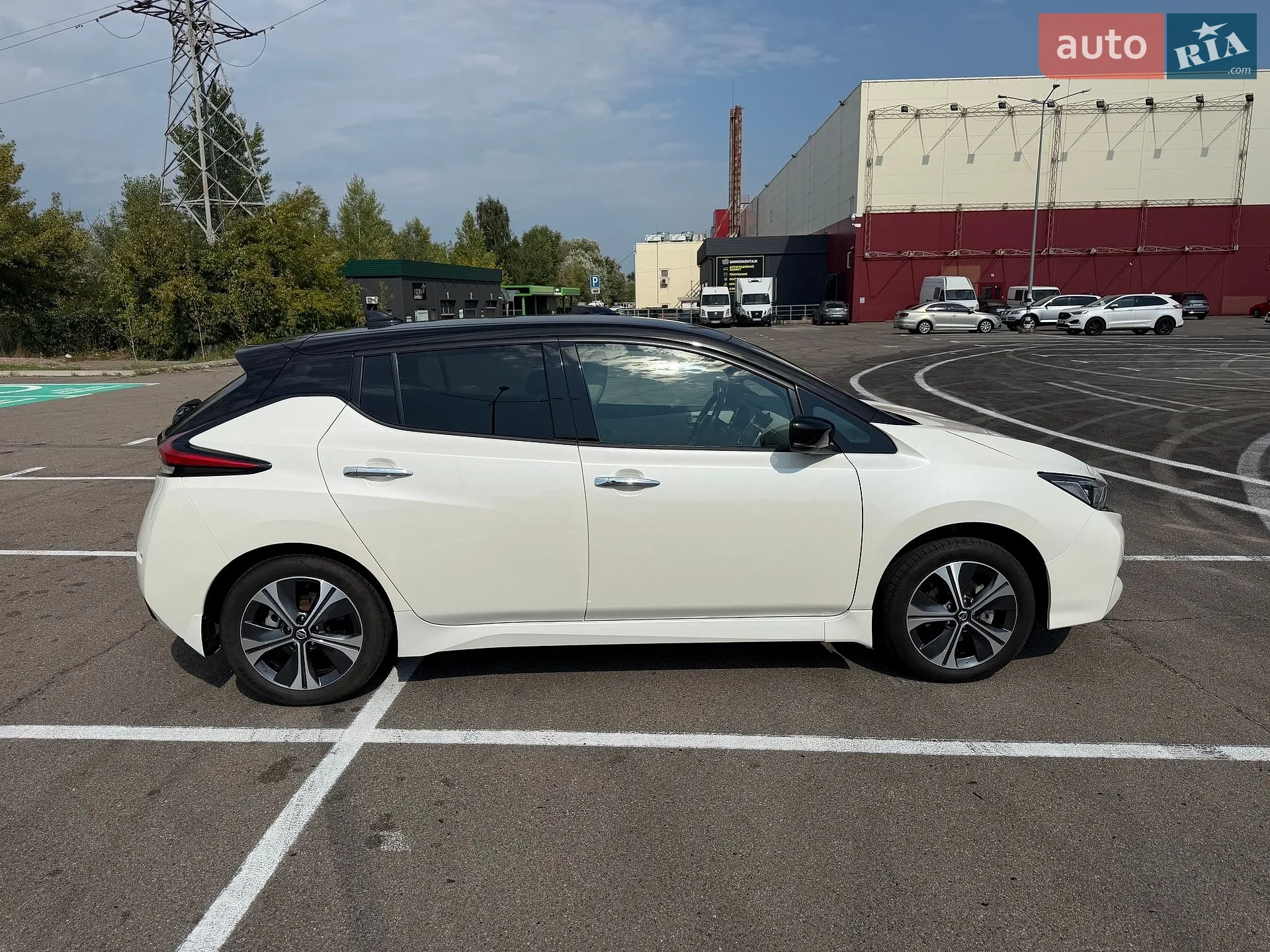2021 Nissan Leaf - мініатюра 10