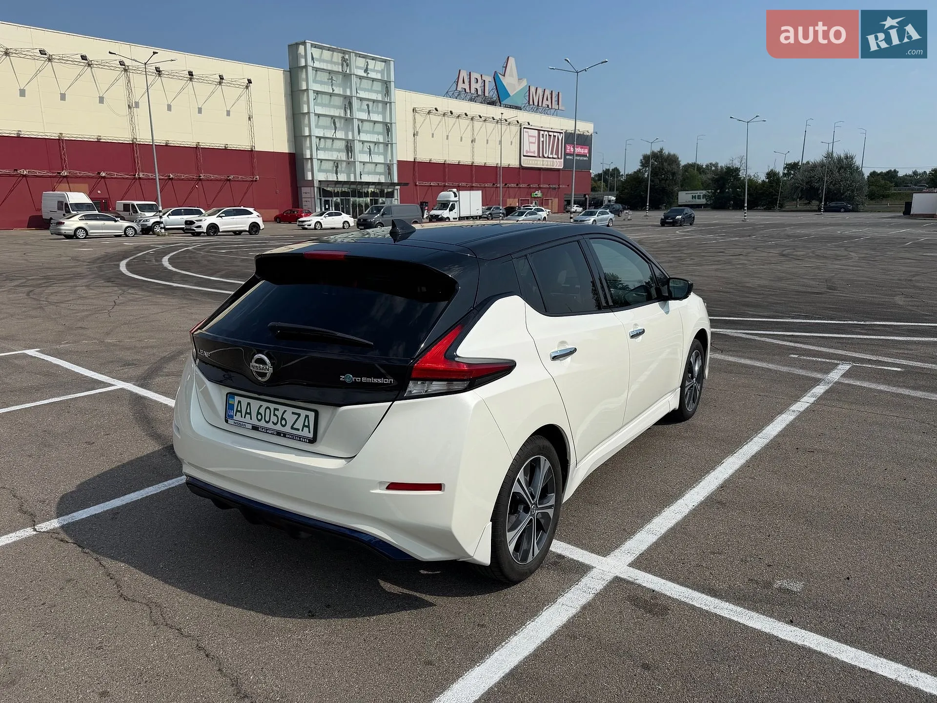 2021 Nissan Leaf - мініатюра 11