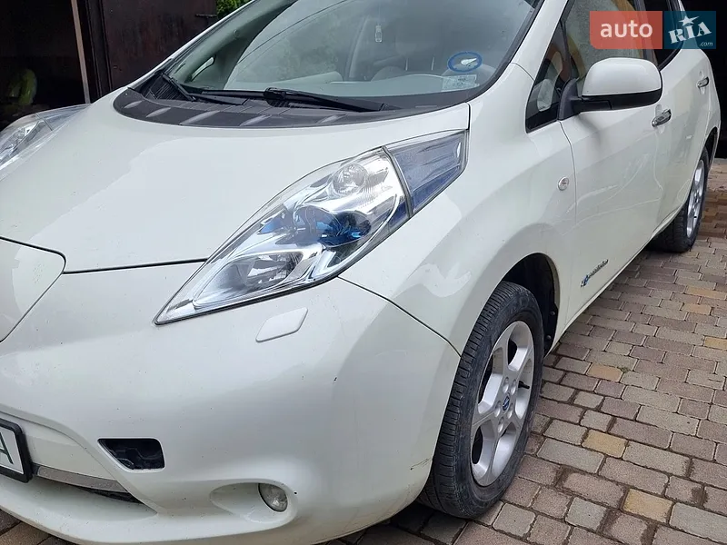 Nissan Leaf 2012