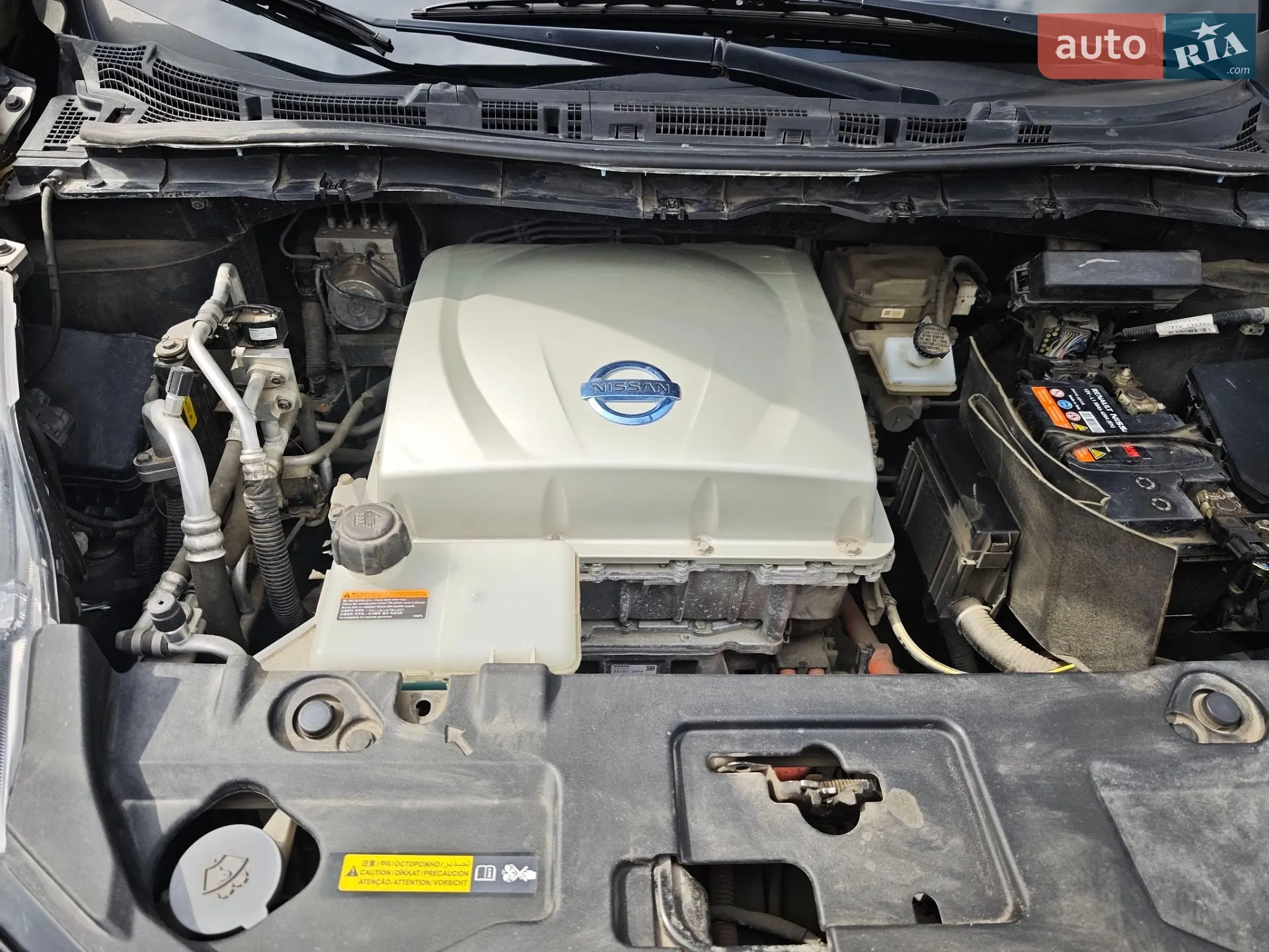 2015 Nissan Leaf - мініатюра 2
