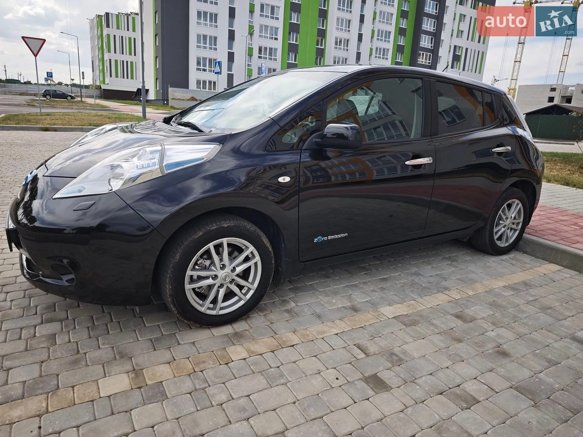 2015 Nissan Leaf - мініатюра 13