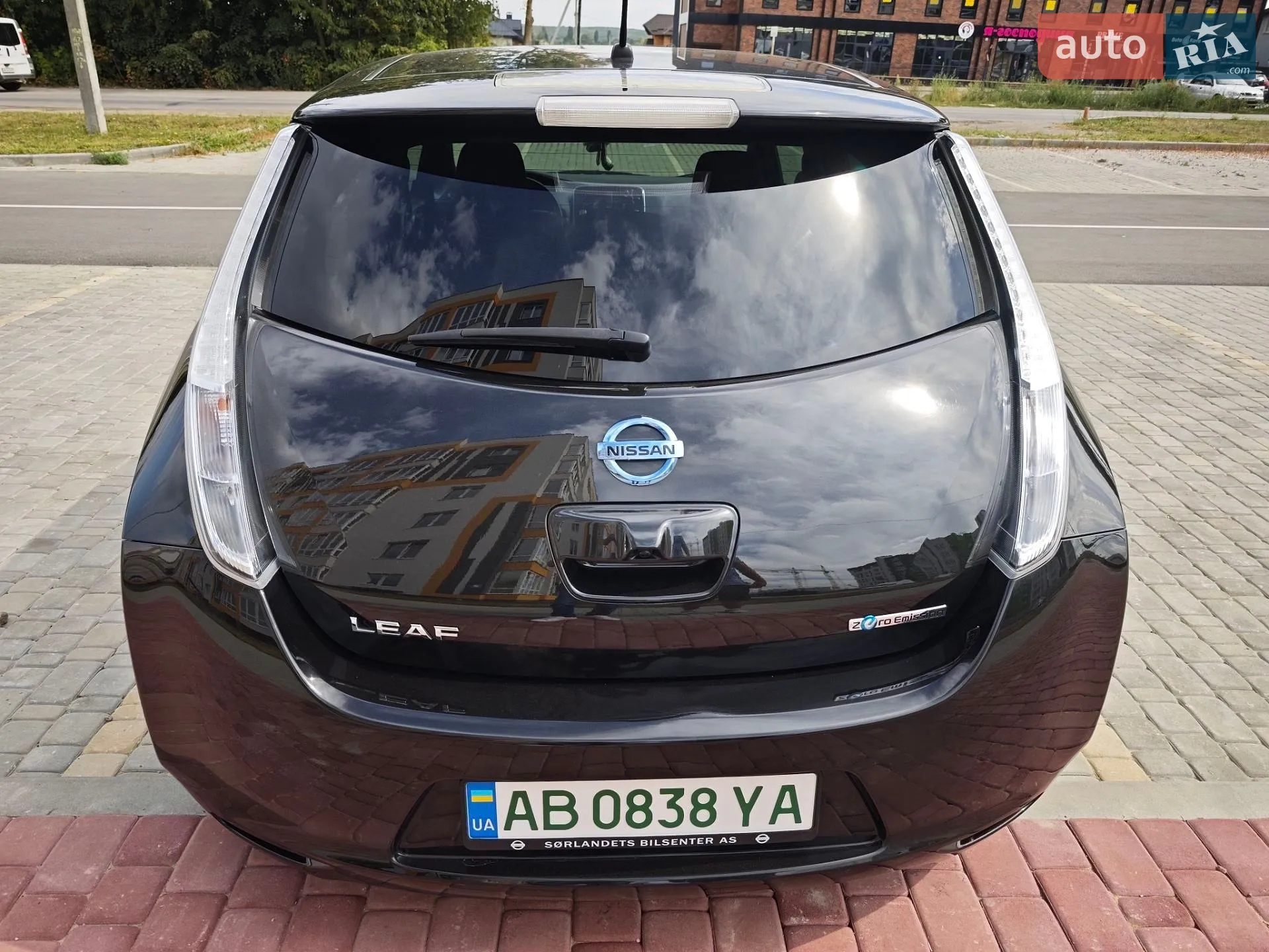 2015 Nissan Leaf - мініатюра 18