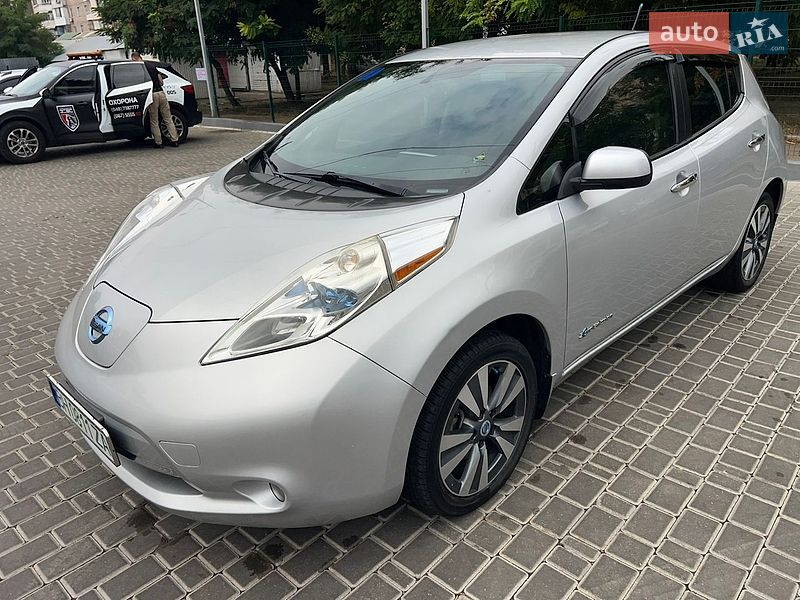 Nissan Leaf, фото из объявления