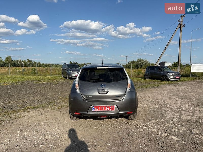 Хэтчбек Nissan Leaf 2016 в Луцке
