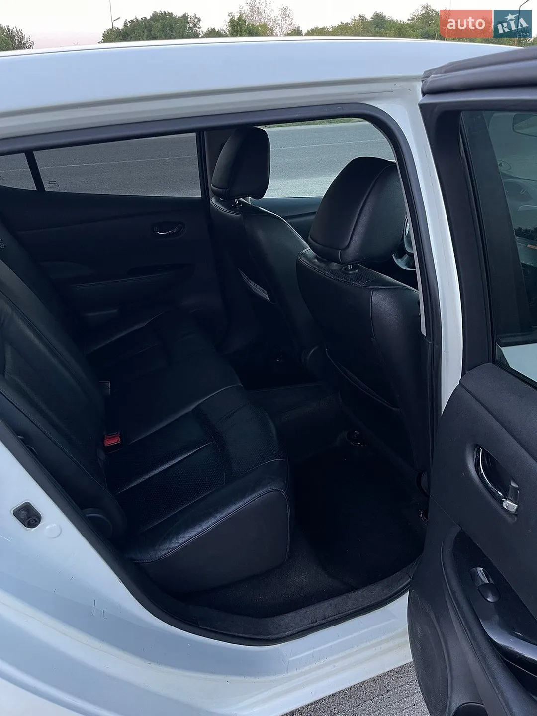 2014 Nissan Leaf - мініатюра 17