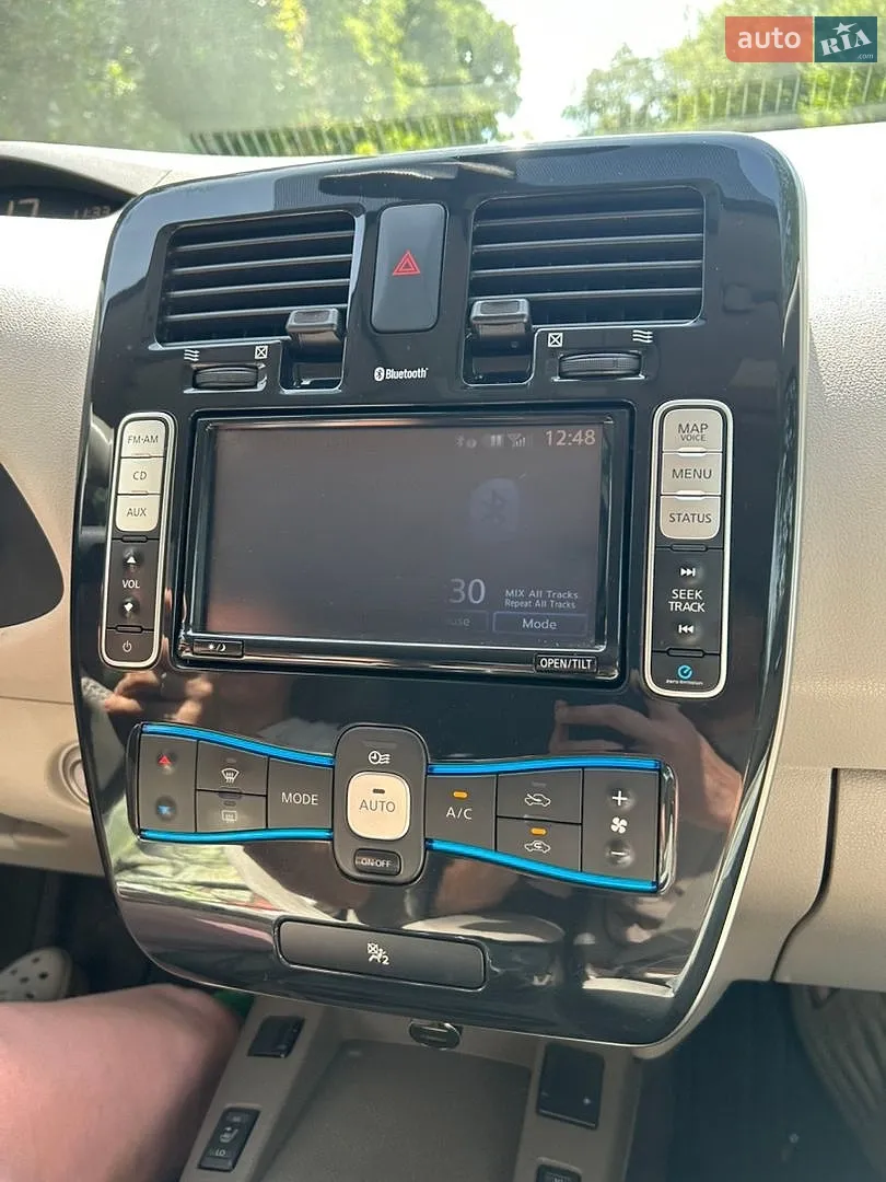 2012 Nissan Leaf - мініатюра 25