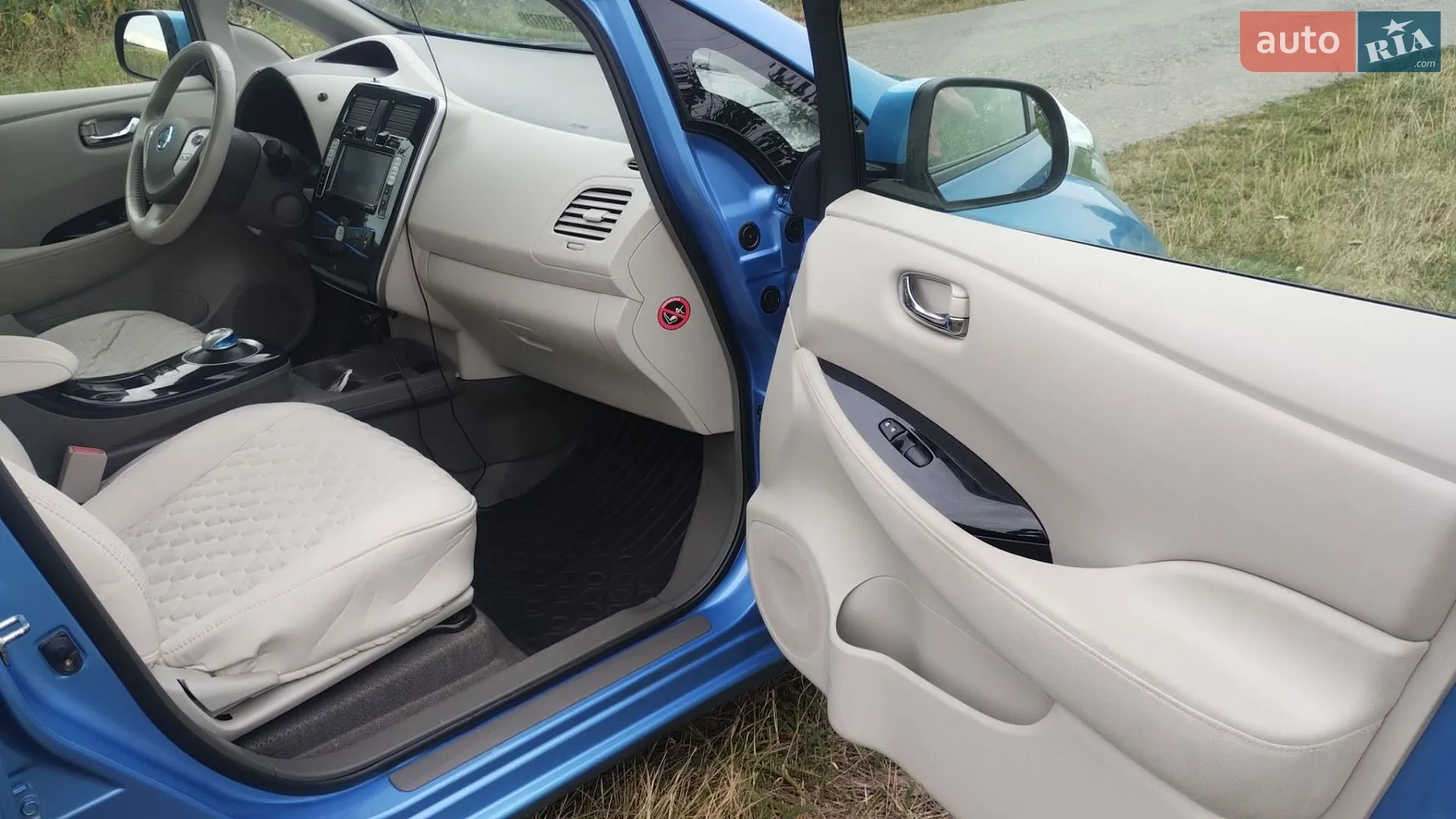 2012 Nissan Leaf - мініатюра 9
