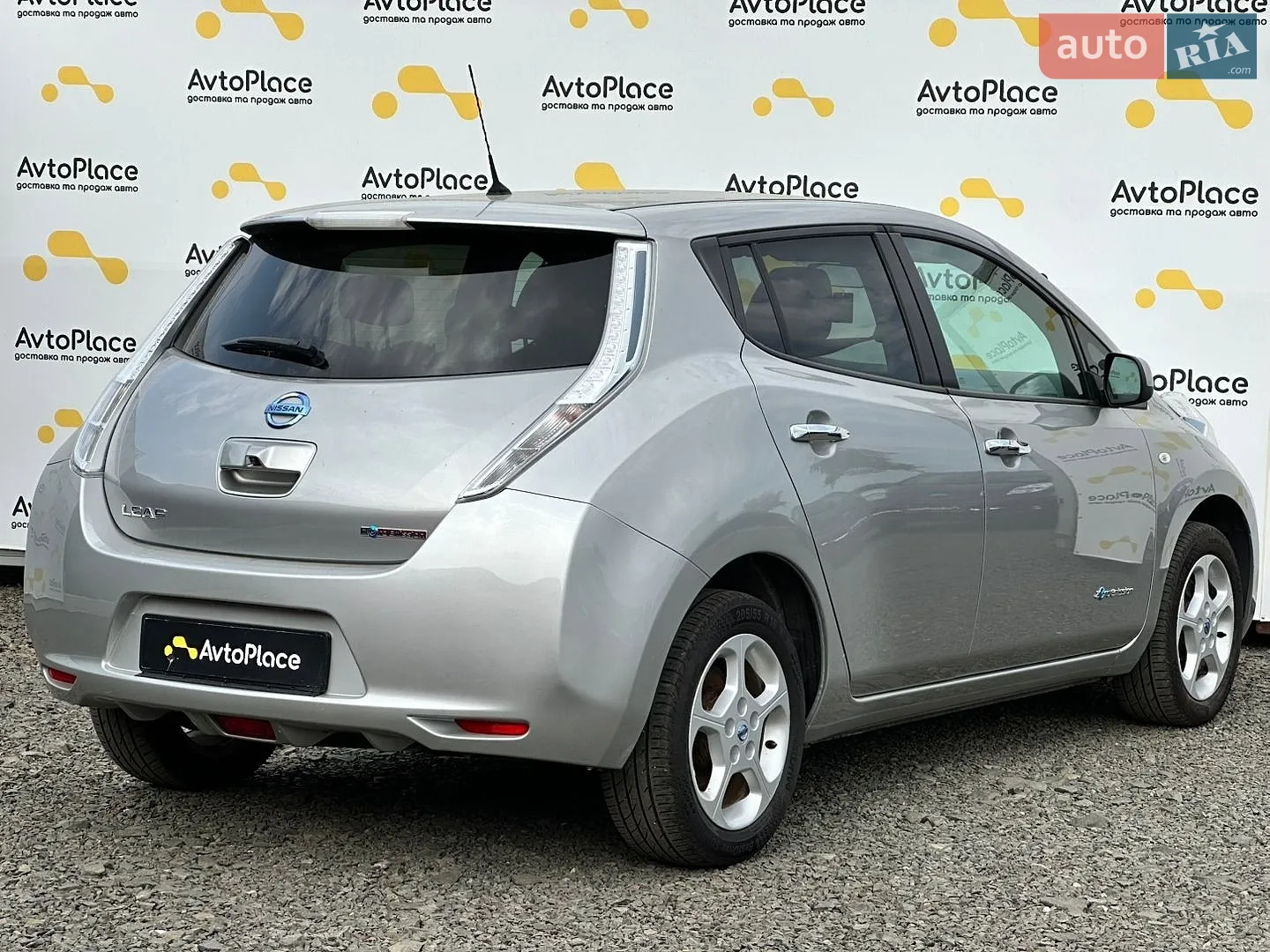 2017 Nissan Leaf - мініатюра 18
