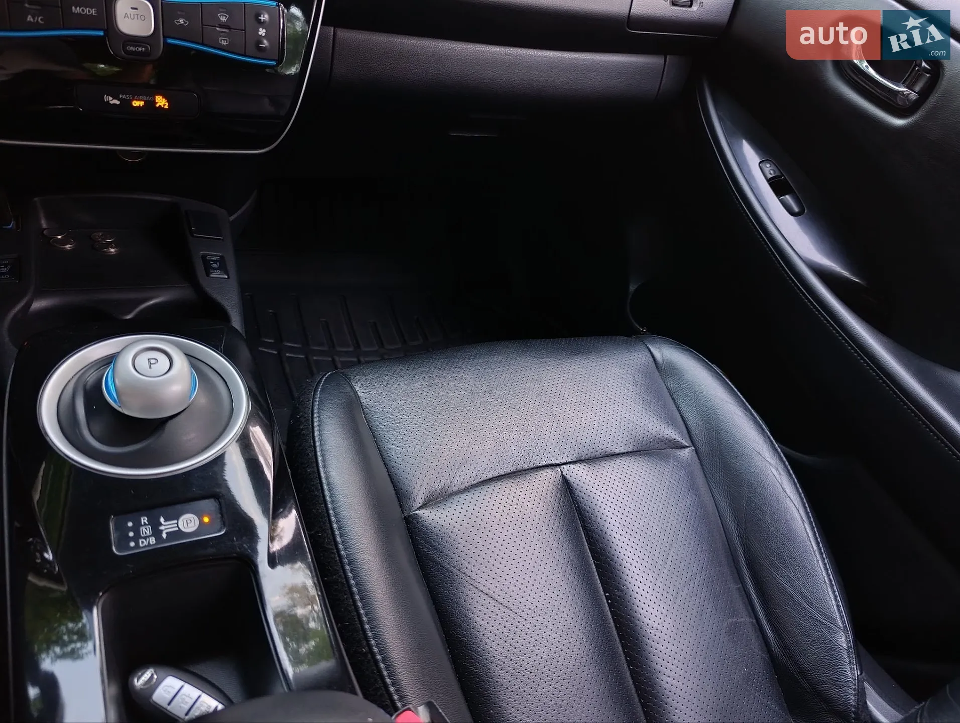 2016 Nissan Leaf - мініатюра 8
