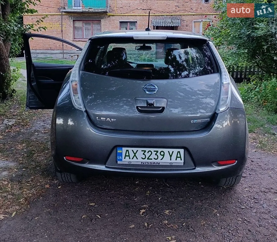 2016 Nissan Leaf - мініатюра 12