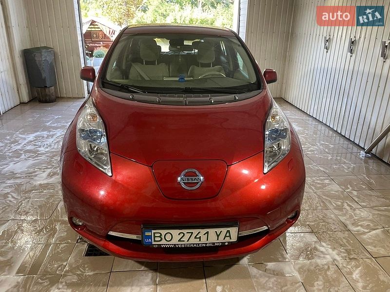 Nissan Leaf, фото из объявления