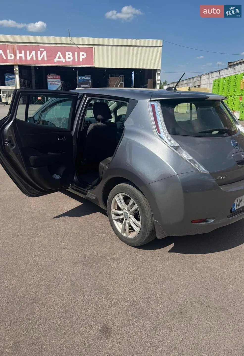 2017 Nissan Leaf - мініатюра 8