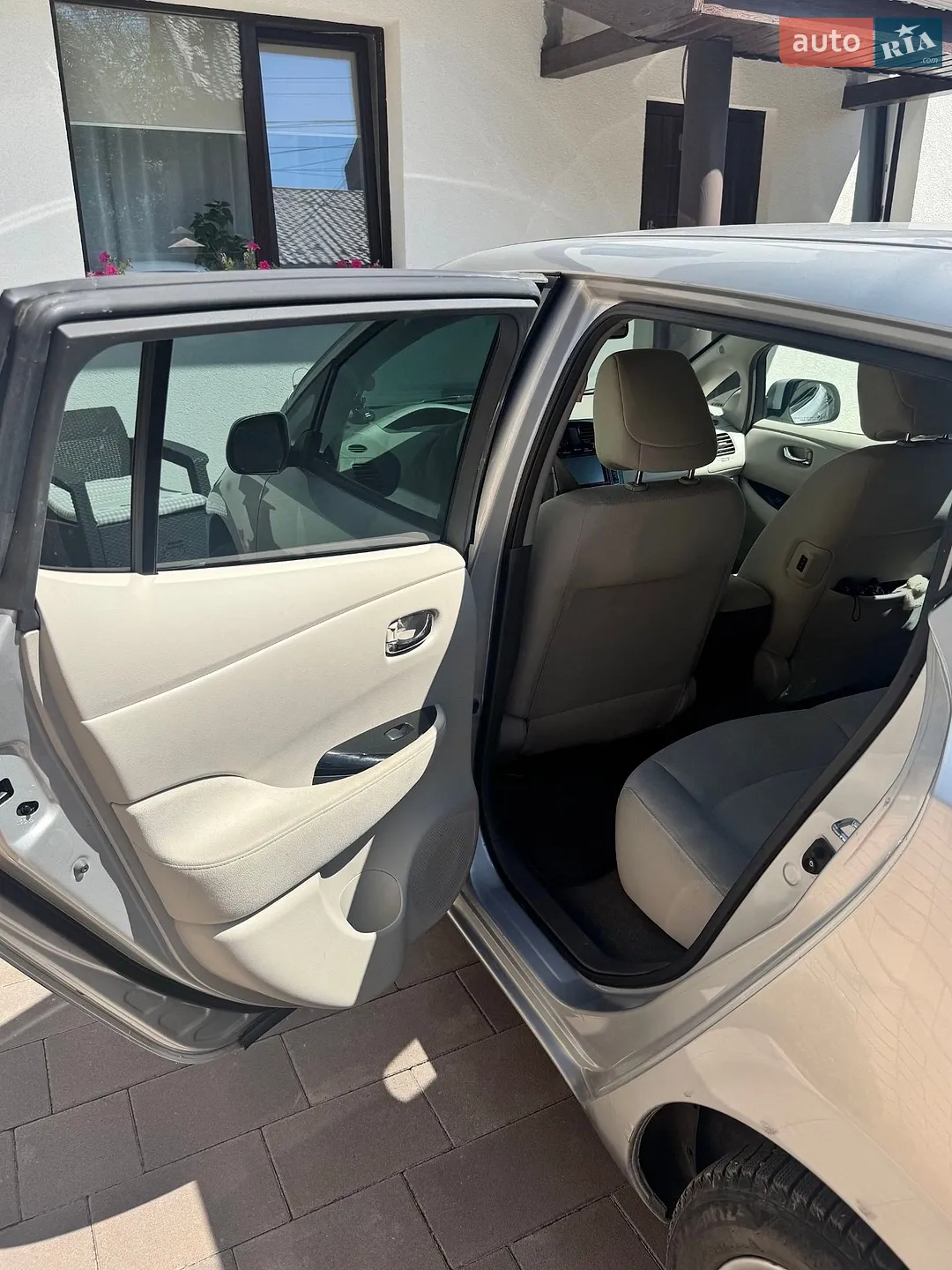 2013 Nissan Leaf - мініатюра 11