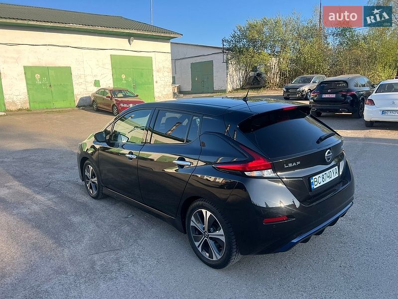 Хэтчбек Nissan Leaf 2018 в Львове