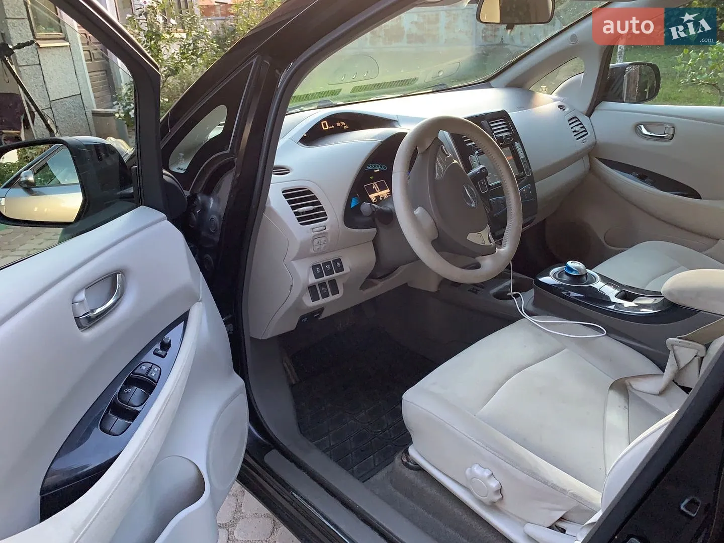 2012 Nissan Leaf - мініатюра 7