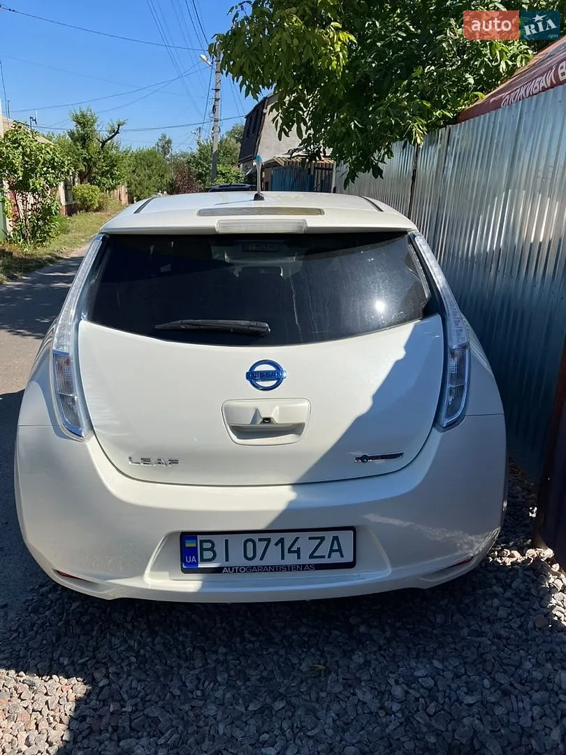 2013 Nissan Leaf - мініатюра 4