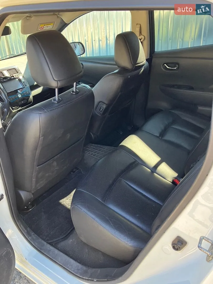 2013 Nissan Leaf - мініатюра 6