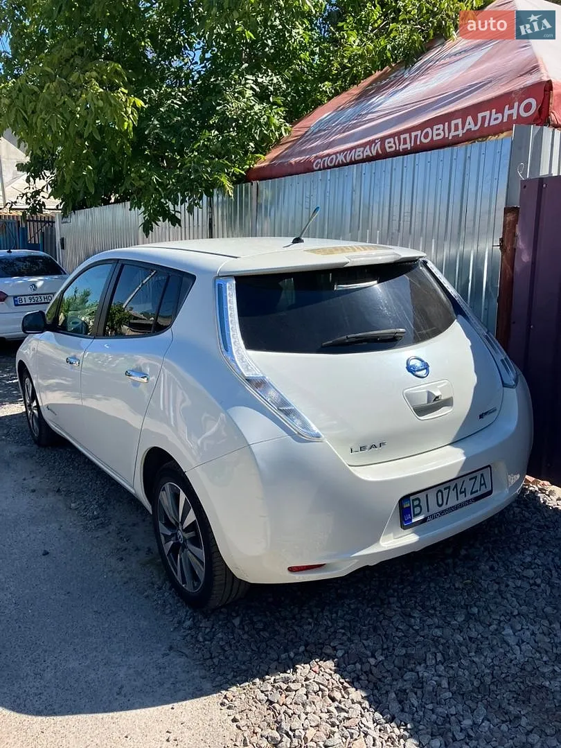 2013 Nissan Leaf - мініатюра 3