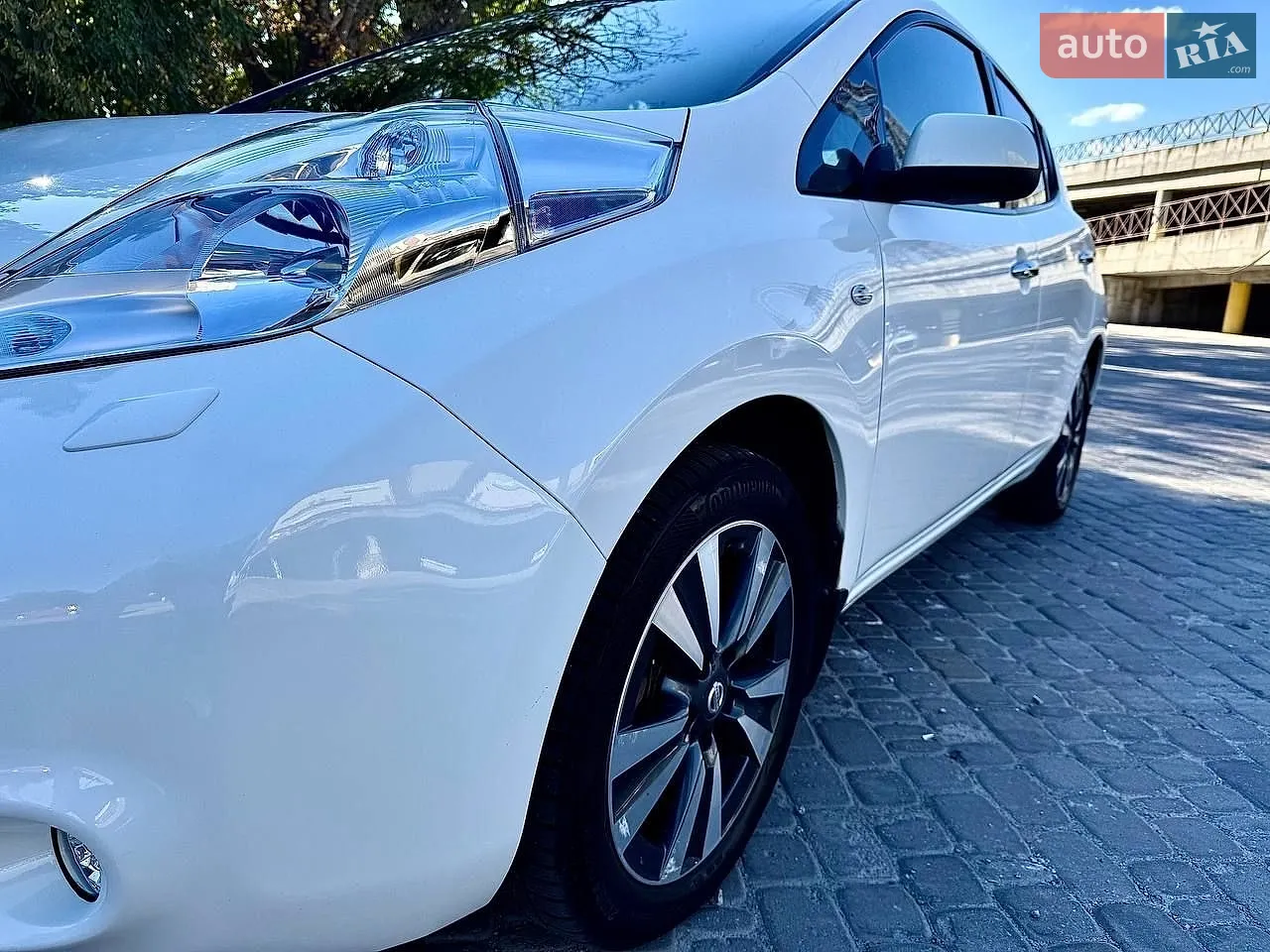 2016 Nissan Leaf - мініатюра 4