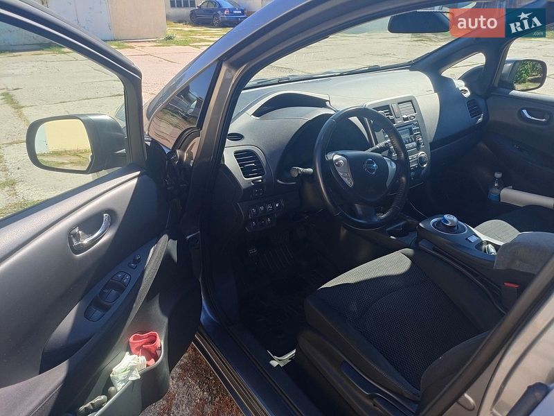 Хэтчбек Nissan Leaf 2013 в Полтаве фото 6 Хэтчбек Nissan Leaf 2013 в Полтаве