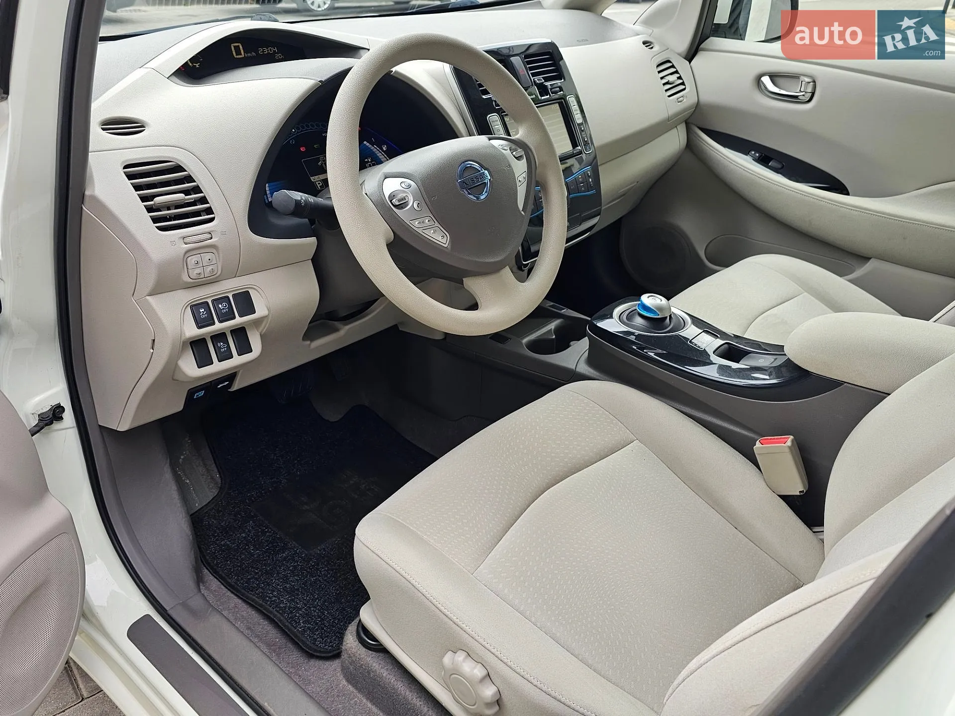 2012 Nissan Leaf - мініатюра 23