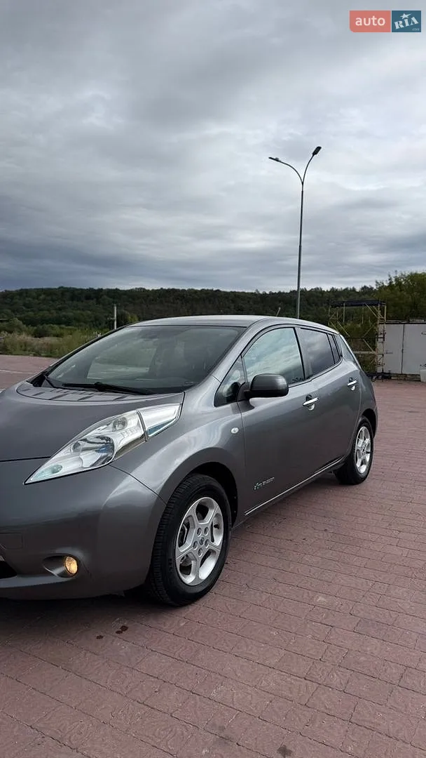 2014 Nissan Leaf - мініатюра 2