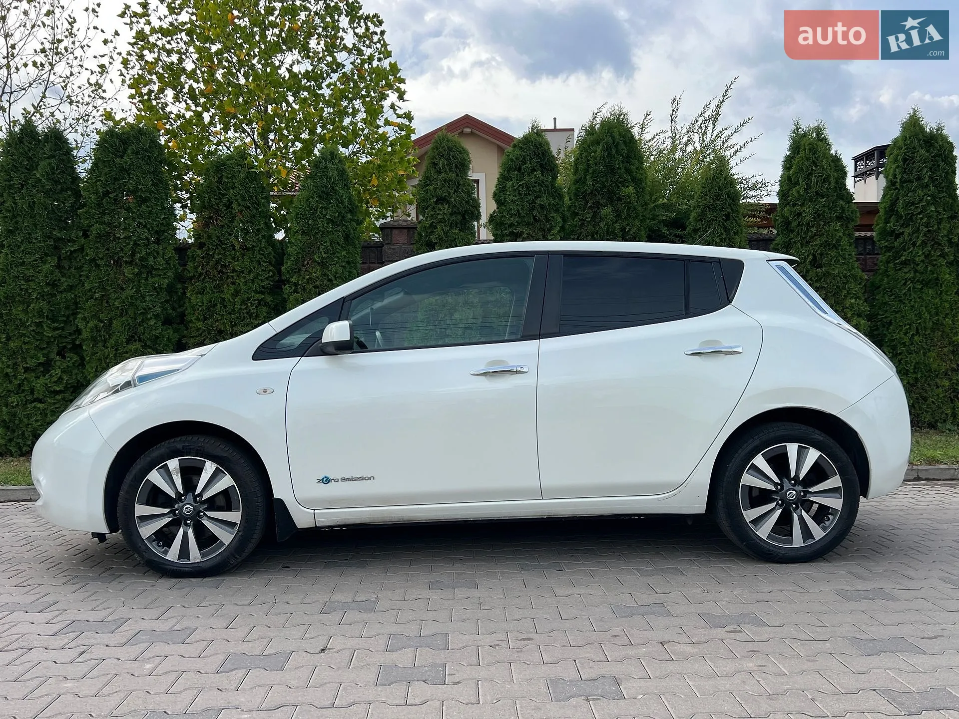 2015 Nissan Leaf - мініатюра 5
