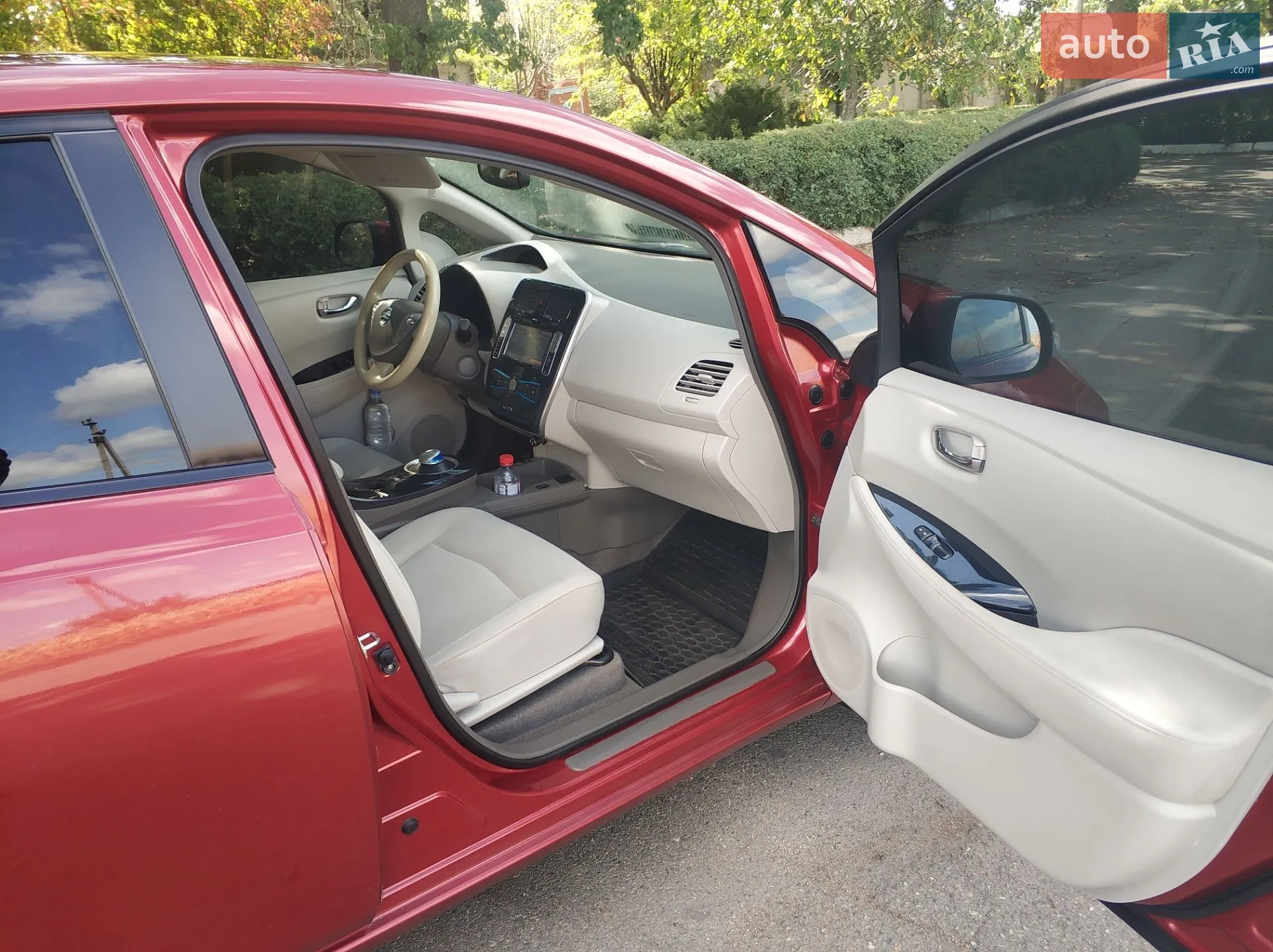 2012 Nissan Leaf - мініатюра 10