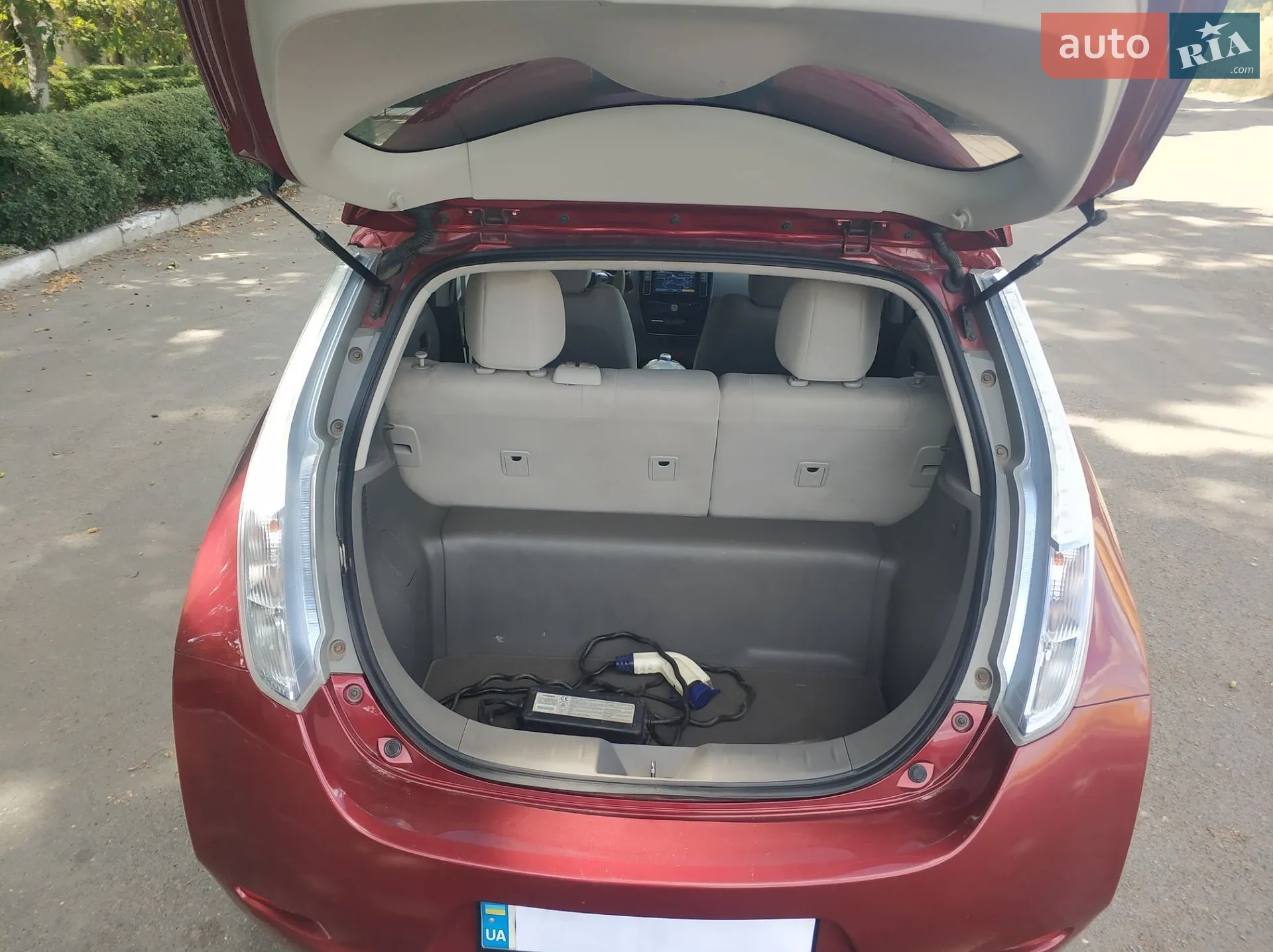 2012 Nissan Leaf - мініатюра 13