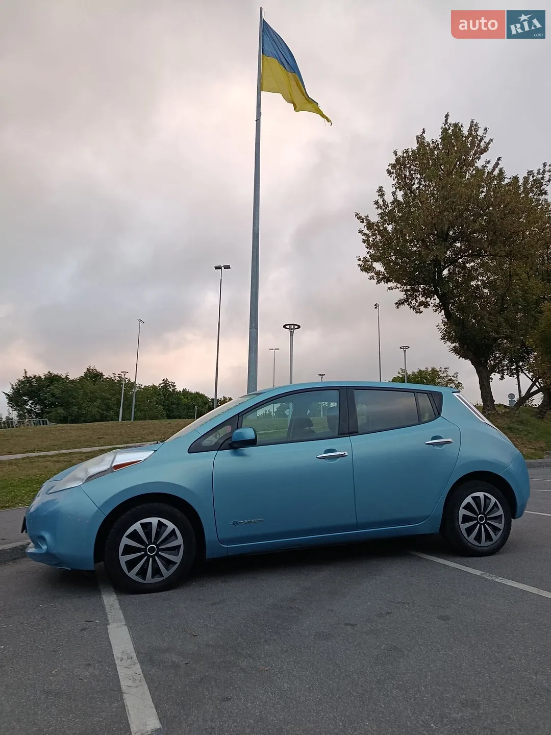 2015 Nissan Leaf - мініатюра 3