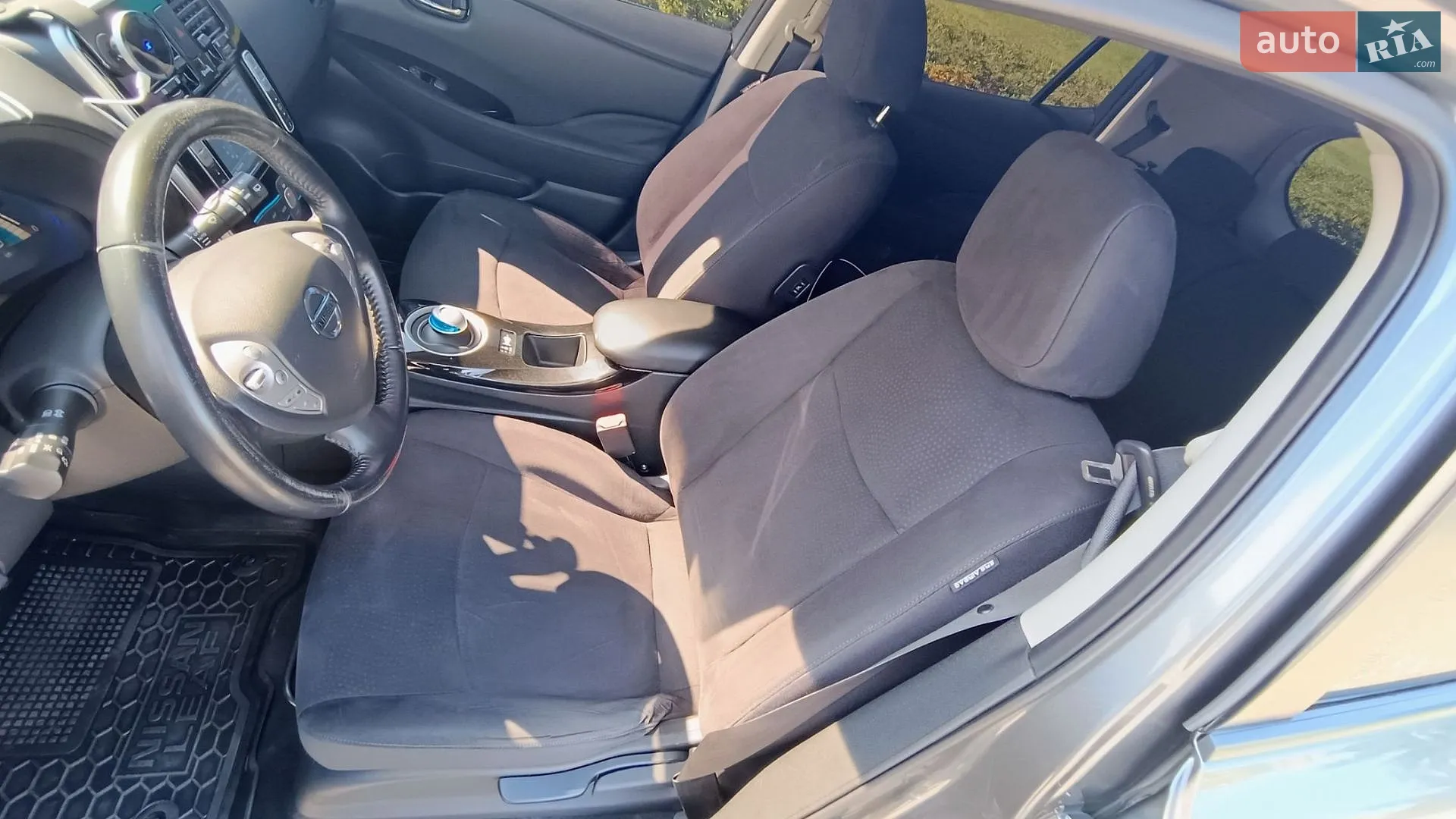 2013 Nissan Leaf - мініатюра 10