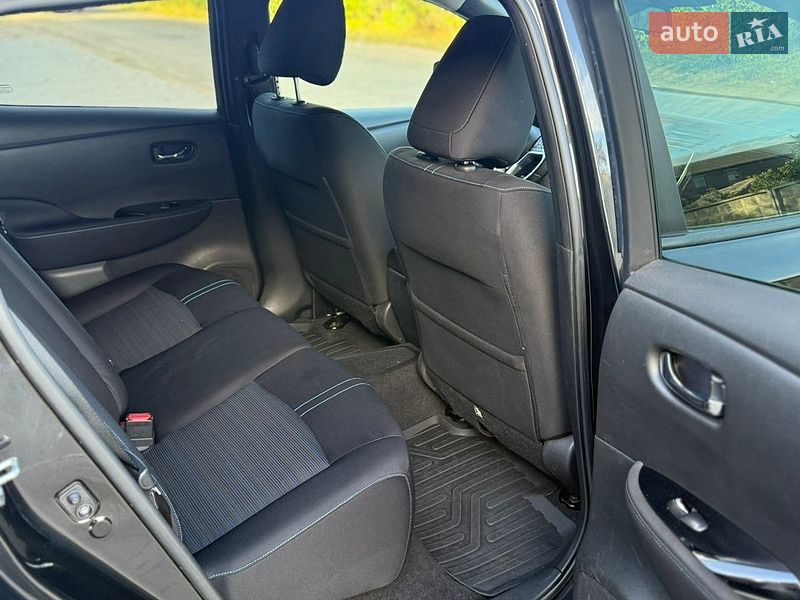 Хэтчбек Nissan Leaf 2019 в Радехове