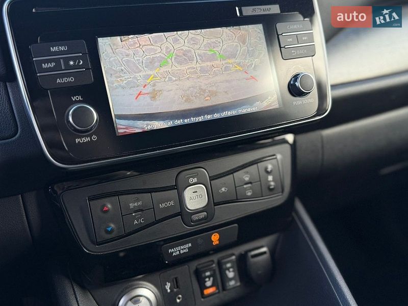 Хэтчбек Nissan Leaf 2019 в Радехове