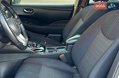Хетчбек Nissan Leaf 2018 в Білгороді-Дністровському