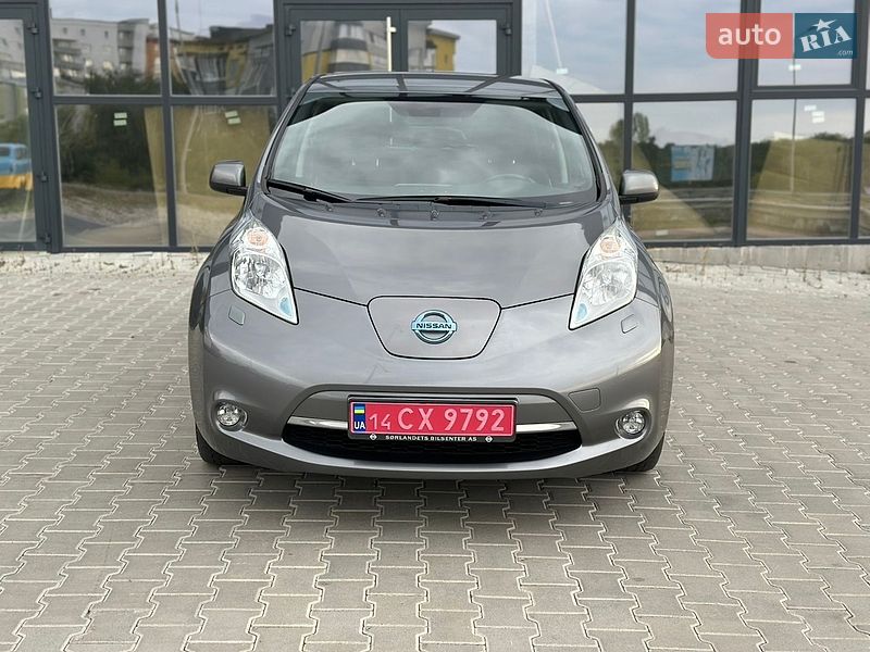 Хэтчбек Nissan Leaf 2014 в Тернополе